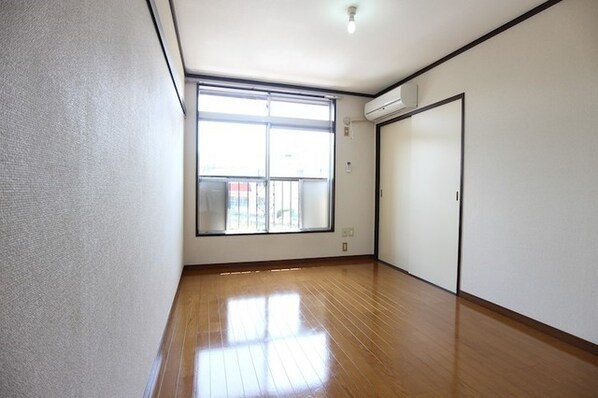 コーポラス100の物件内観写真